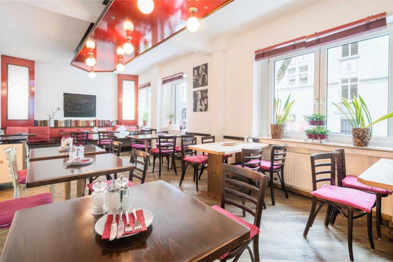 Stadt-Gut-Hotel Rheinischer Hof 에센 외부 사진