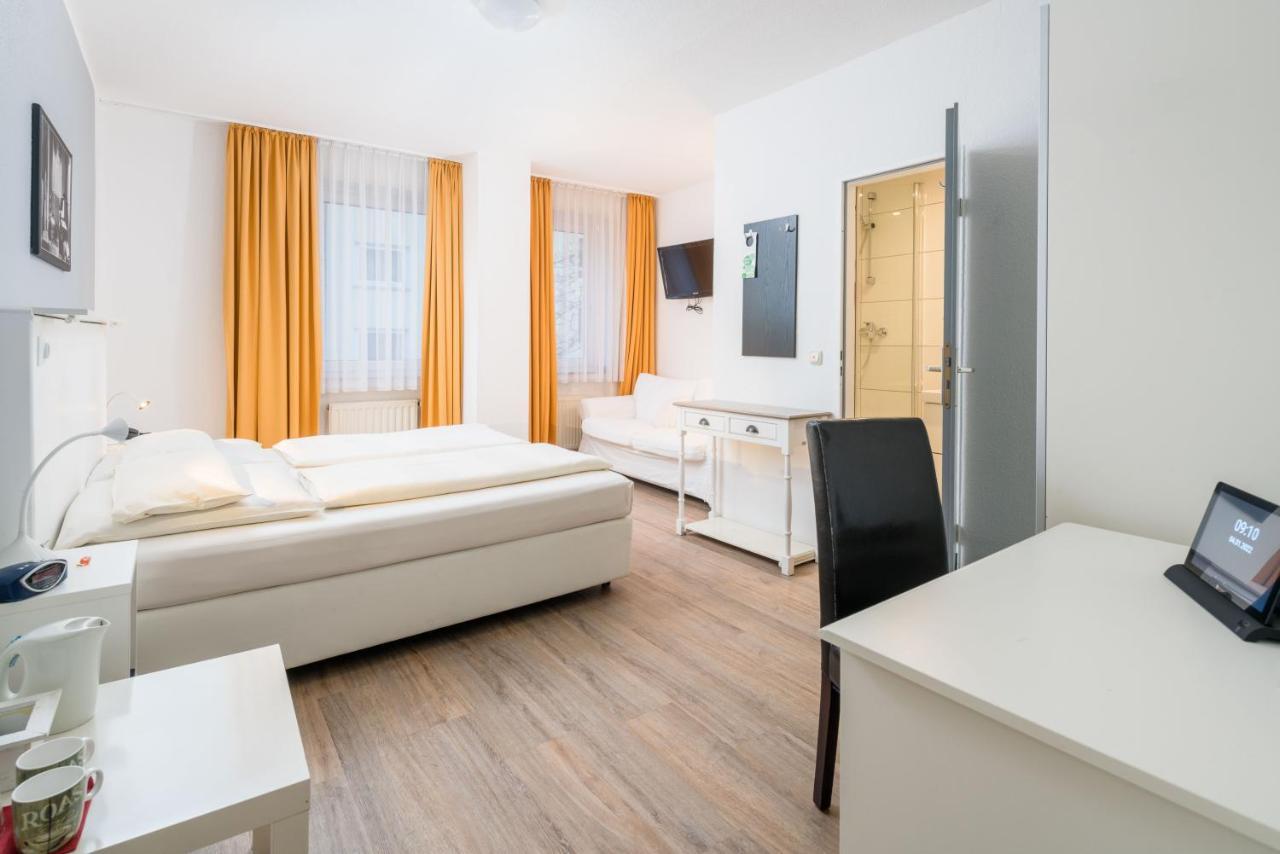 Stadt-Gut-Hotel Rheinischer Hof 에센 외부 사진