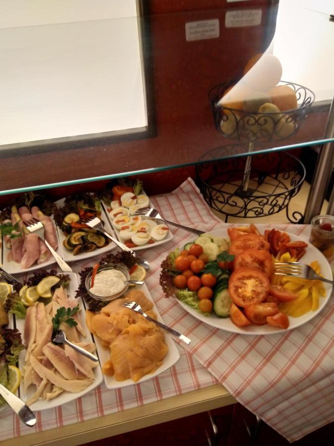 Stadt-Gut-Hotel Rheinischer Hof 에센 외부 사진
