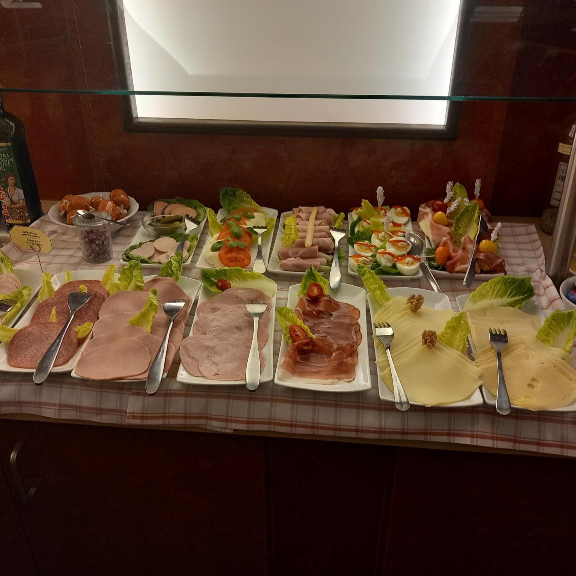 Stadt-Gut-Hotel Rheinischer Hof 에센 외부 사진